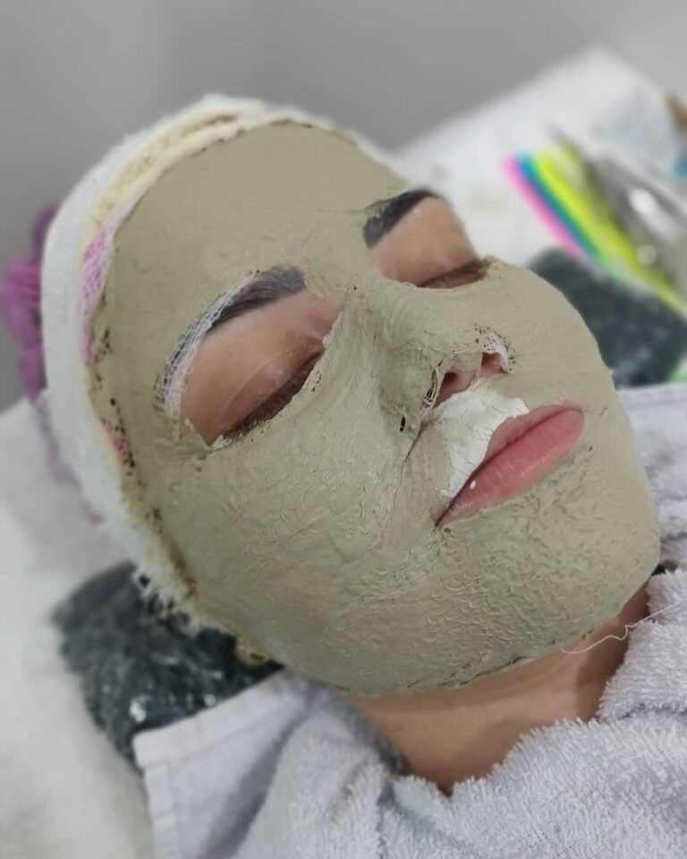 Limpeza de Pele em Viamão com Biomédica Dra. Patrícia Costa